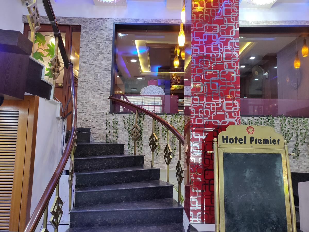 Hotel Premier Dżammu Zewnętrze zdjęcie